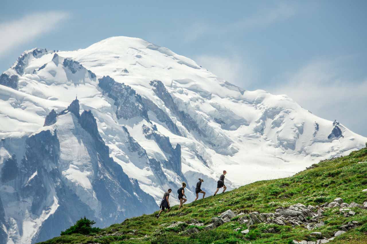Image of a snowy mountain range for Alpine Heights Trek